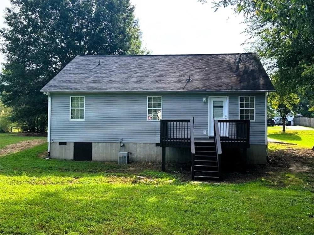 879 Buck Boulevard SE Calhoun, GA 30701