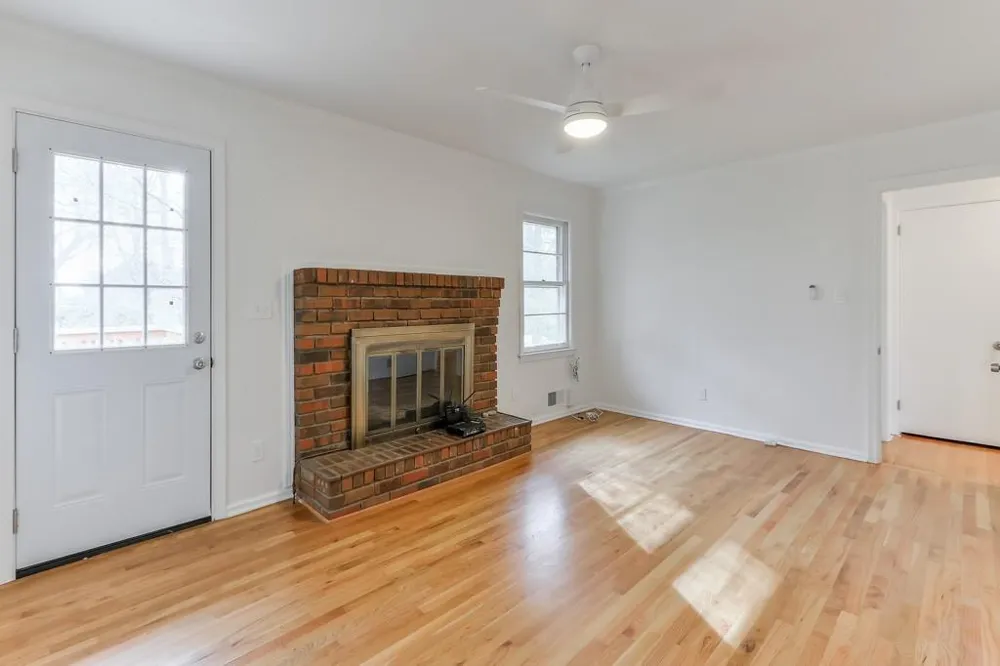 1055 Tuxedo Drive Roswell, GA 30075