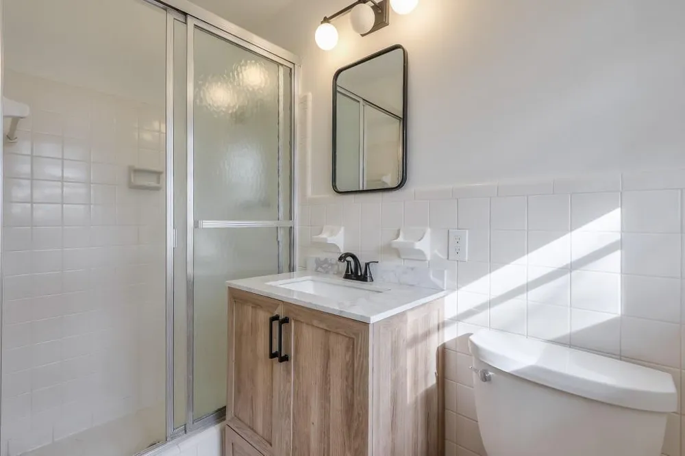1055 Tuxedo Drive Roswell, GA 30075