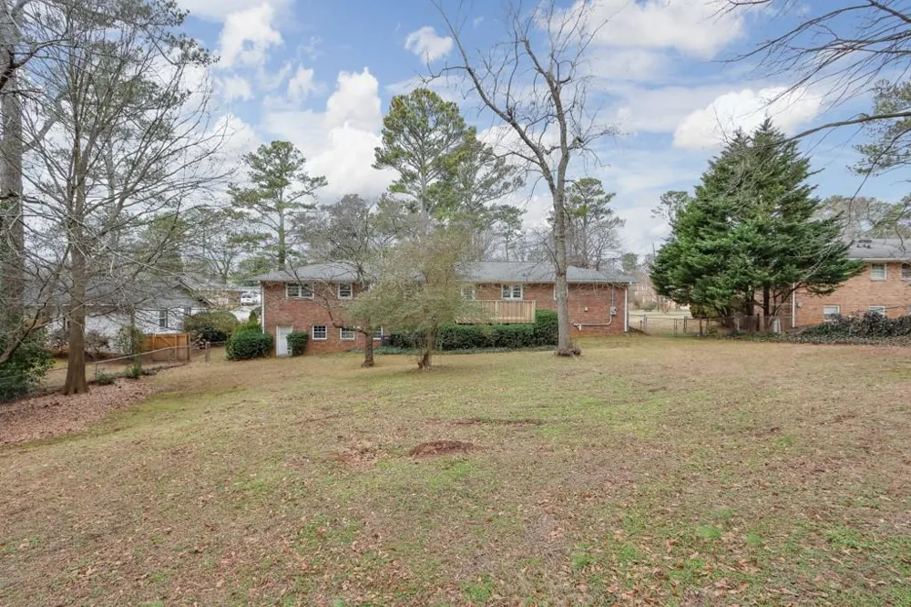 1055 Tuxedo Drive Roswell, GA 30075