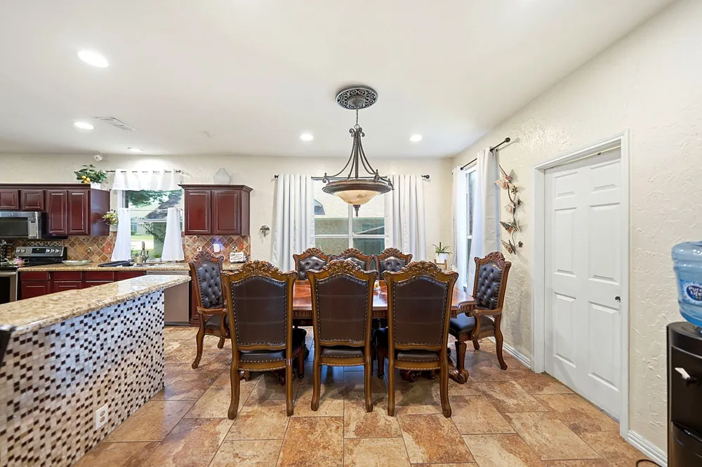 1717 Chase Oaks Drive Keller, TX 76248