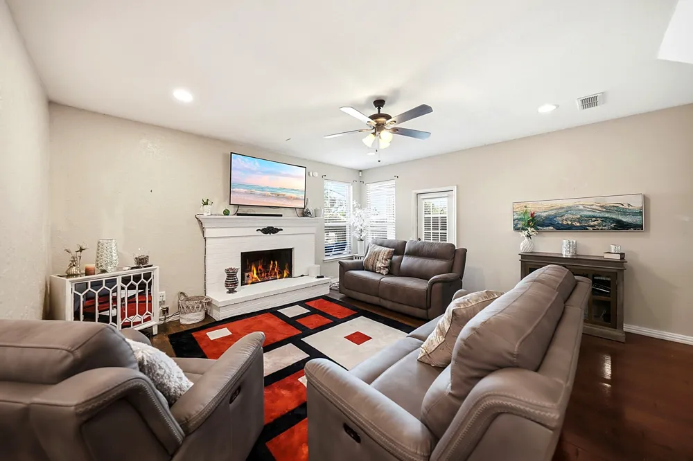 1717 Chase Oaks Drive Keller, TX 76248