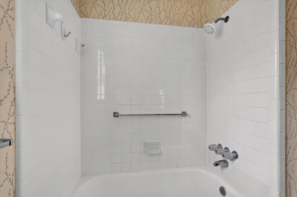 203 Myrtle Avenue Waxahachie, TX 75165