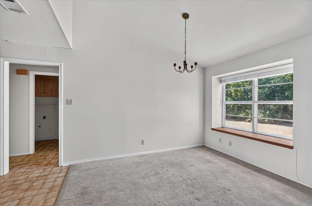 203 Myrtle Avenue Waxahachie, TX 75165