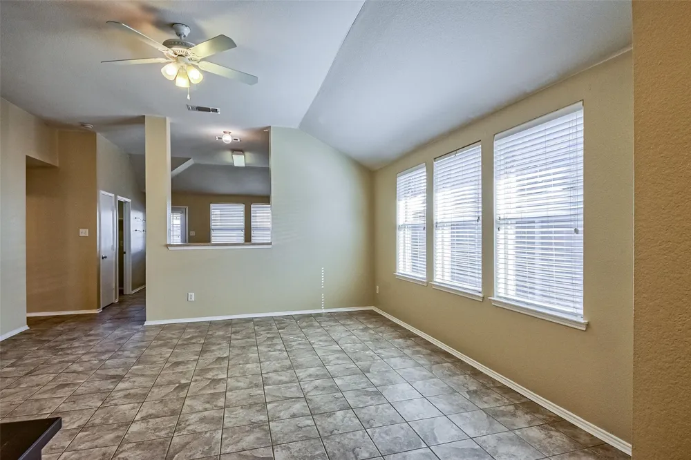 1008 Shearwater Avenue Aubrey, TX 76227