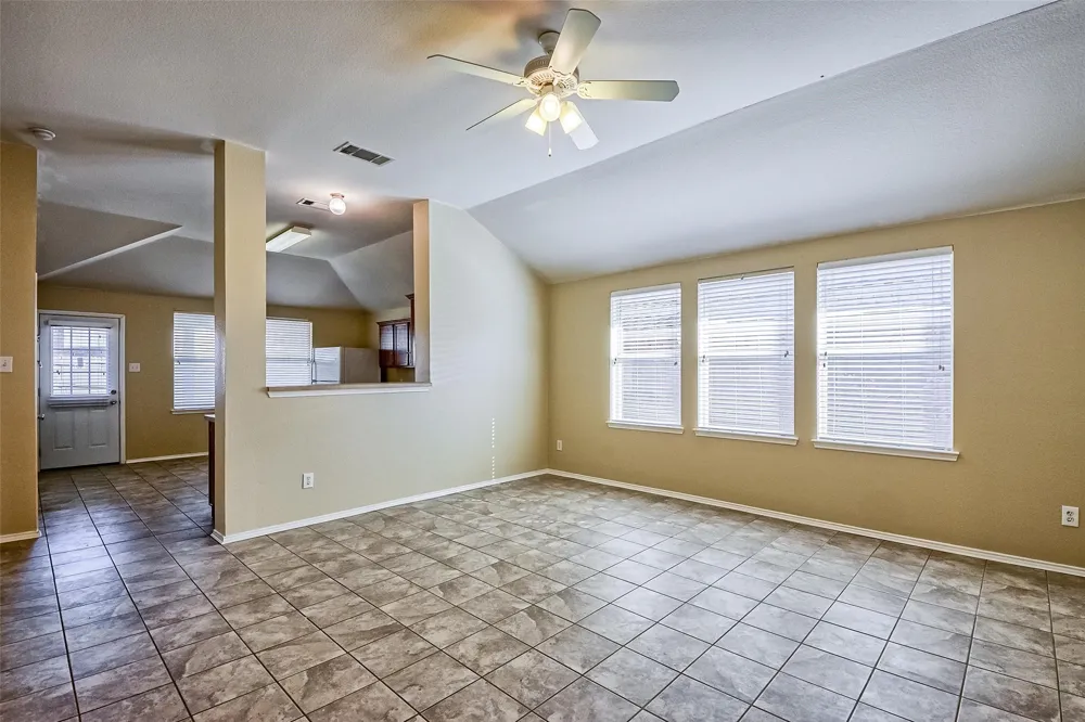 1008 Shearwater Avenue Aubrey, TX 76227