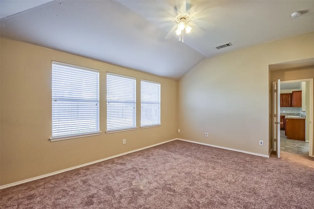 1008 Shearwater Avenue Aubrey, TX 76227