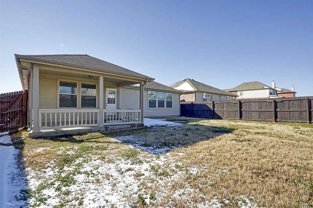 1008 Shearwater Avenue Aubrey, TX 76227
