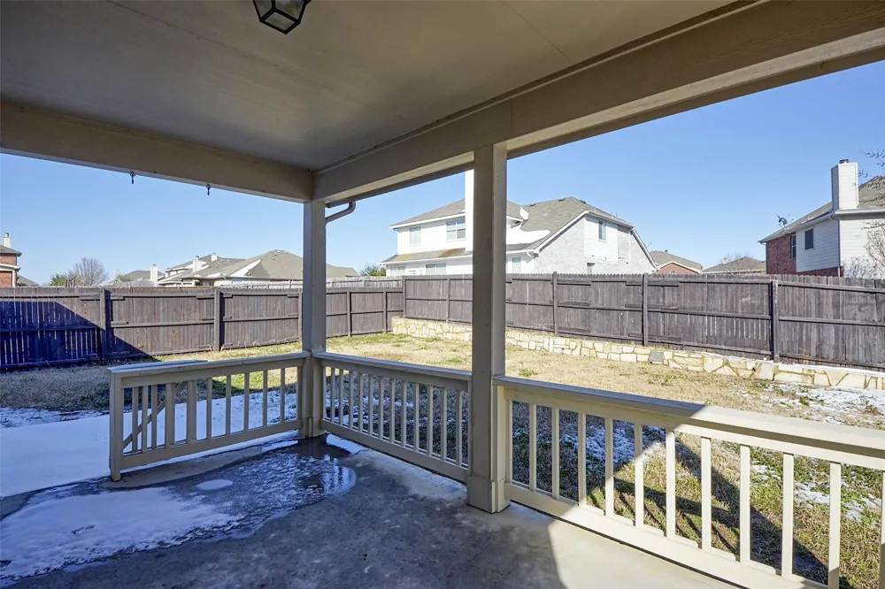 1008 Shearwater Avenue Aubrey, TX 76227