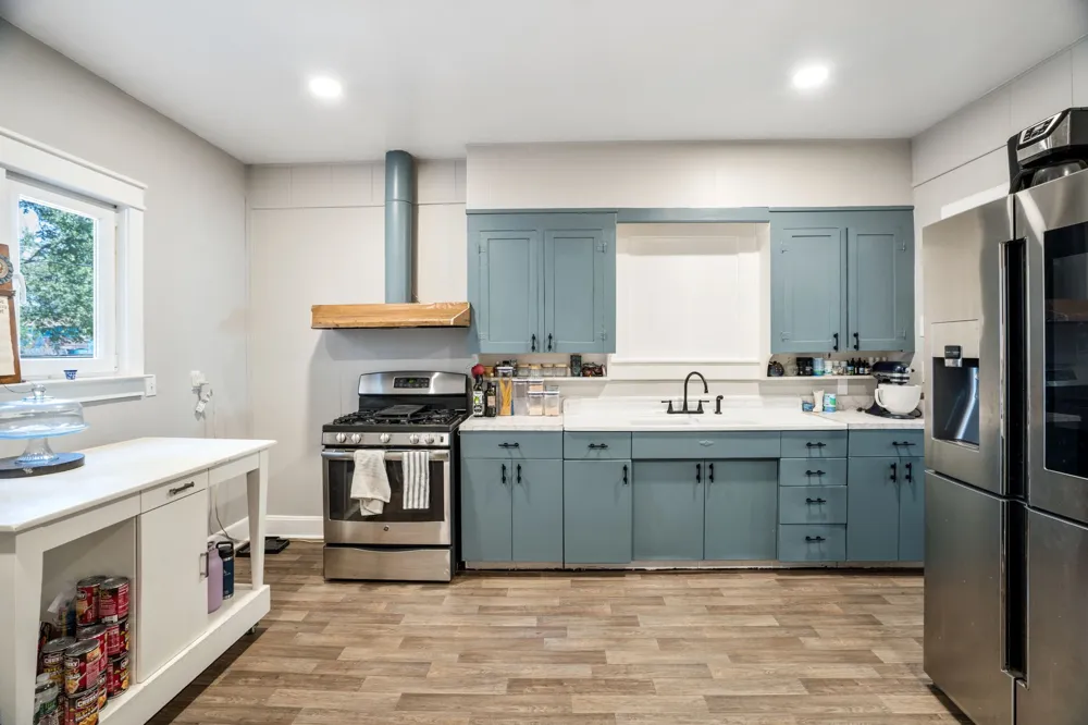 719 Barnett Avenue Dallas, TX 75211