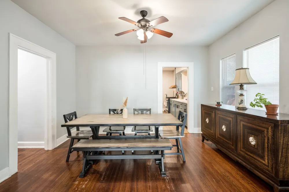 719 Barnett Avenue Dallas, TX 75211