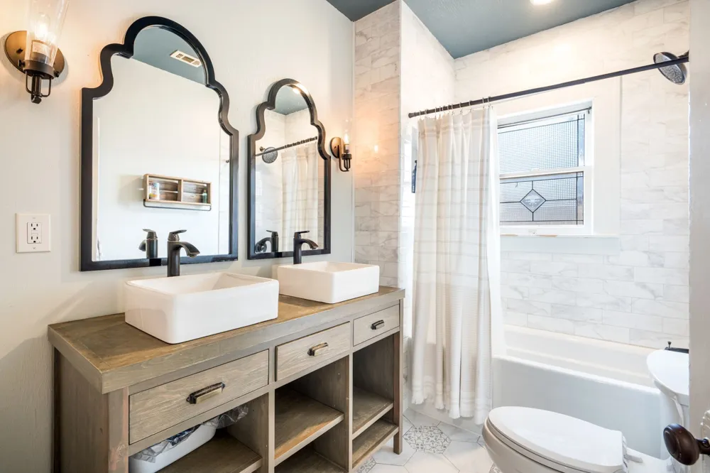 719 Barnett Avenue Dallas, TX 75211