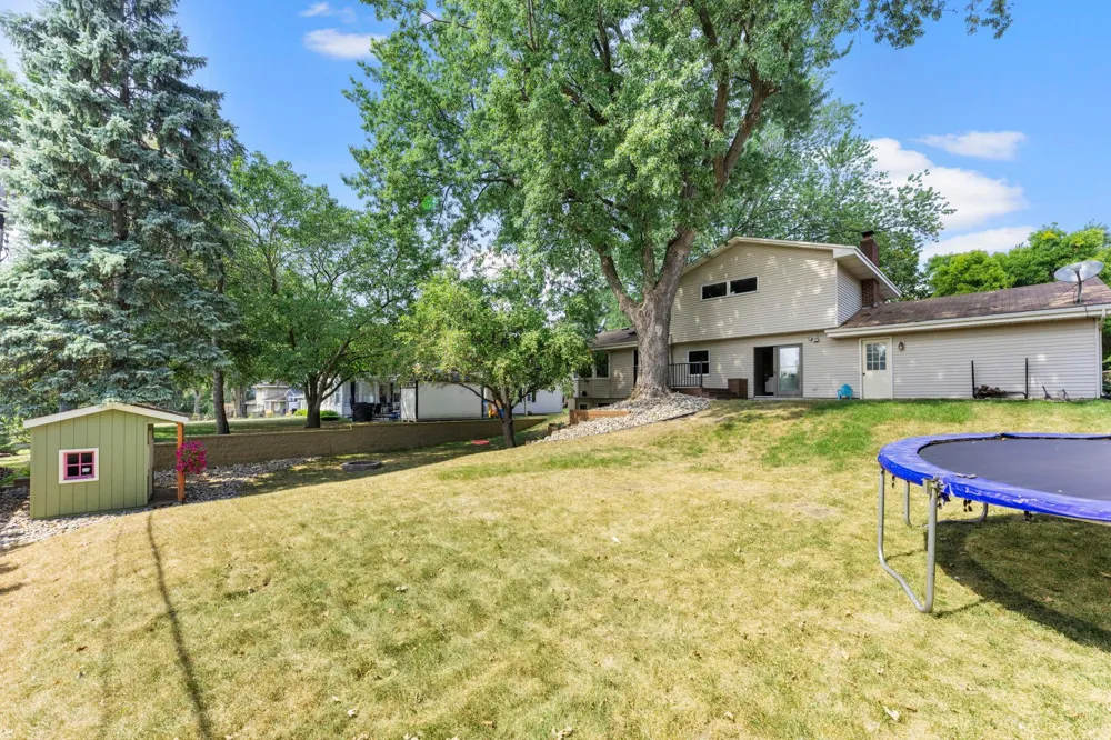7181 Steepleview Road Woodbury, MN 55125