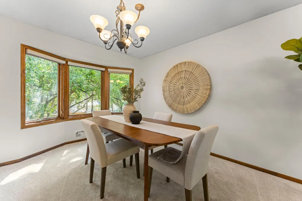 7181 Steepleview Road Woodbury, MN 55125