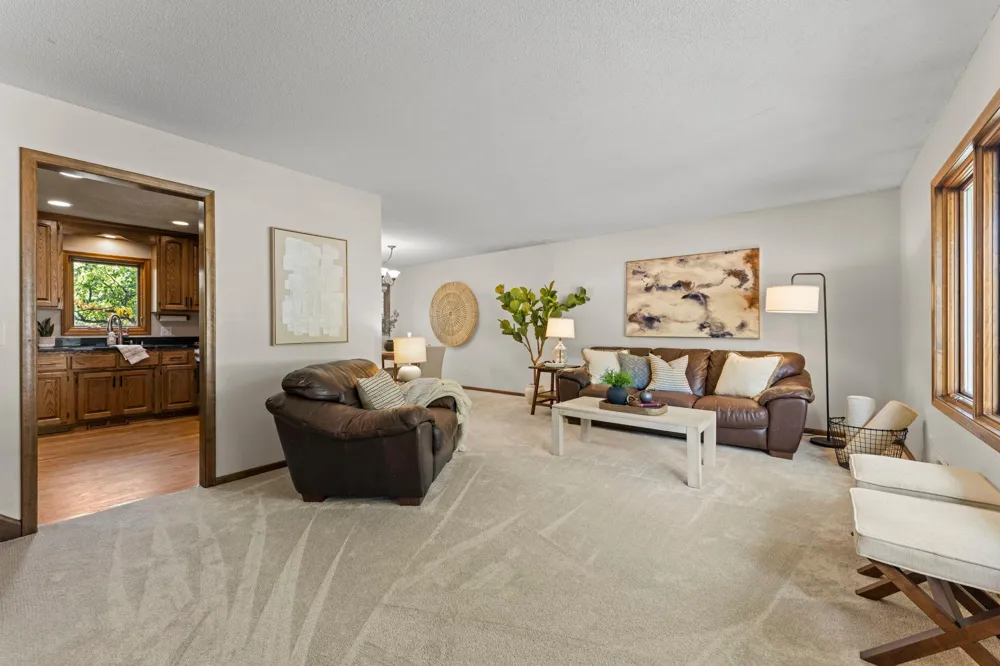 7181 Steepleview Road Woodbury, MN 55125