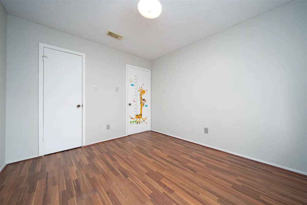 2411 Gunston Ct Sugar Land, TX 77478