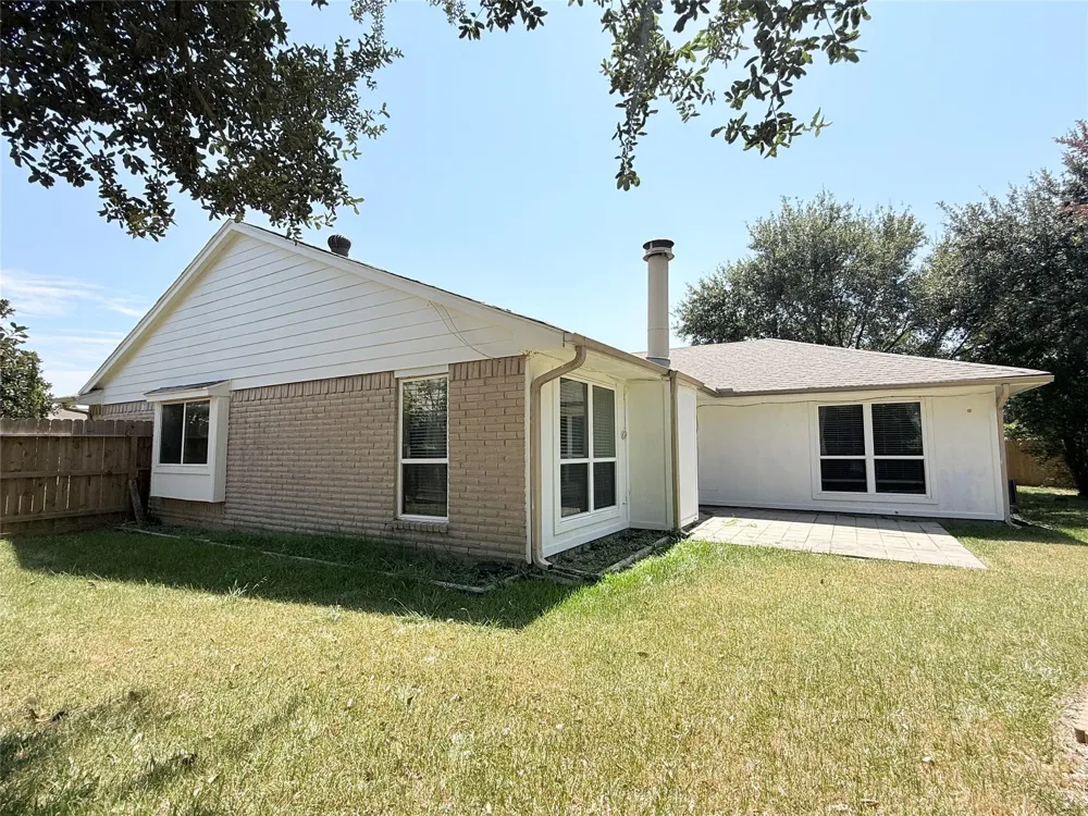 2411 Gunston Ct Sugar Land, TX 77478