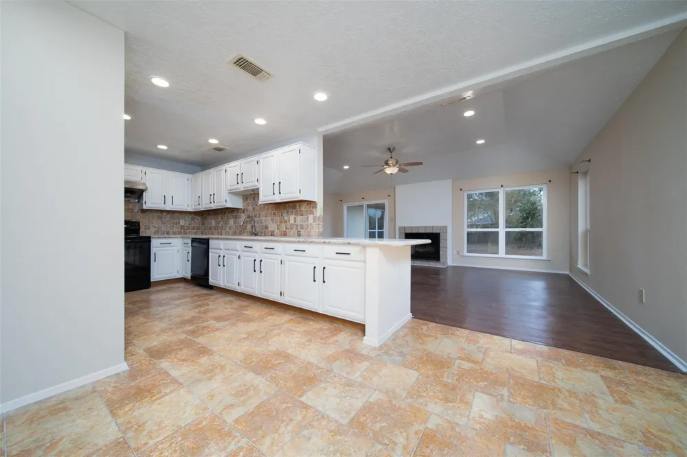 2411 Gunston Ct Sugar Land, TX 77478