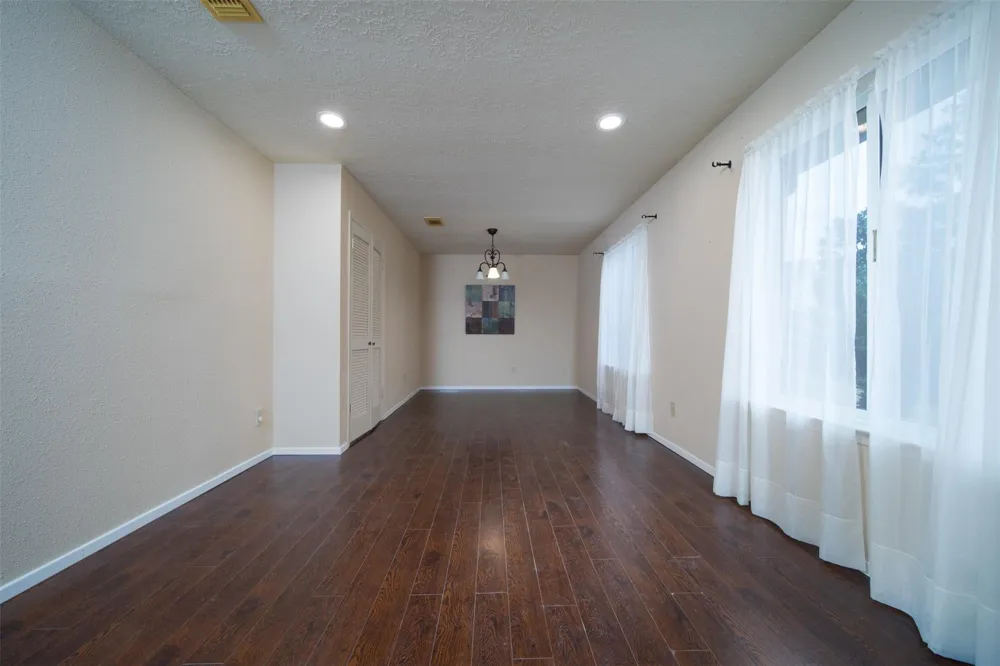 2411 Gunston Ct Sugar Land, TX 77478