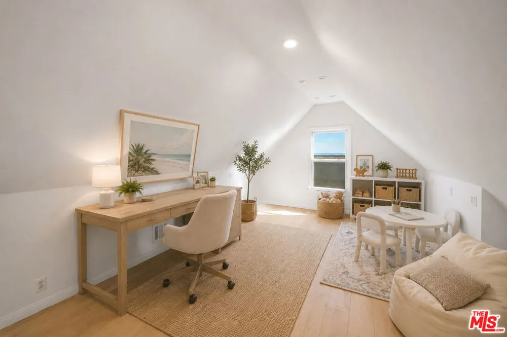 6457 Surfside Way Malibu, CA 90265
