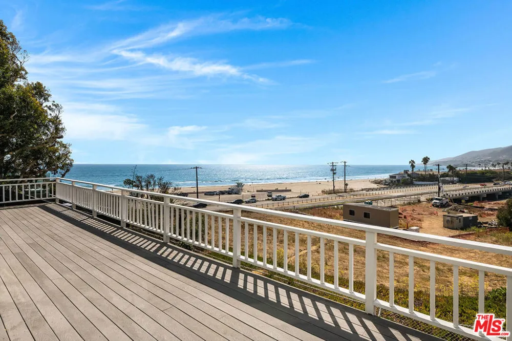 6457 Surfside Way Malibu, CA 90265