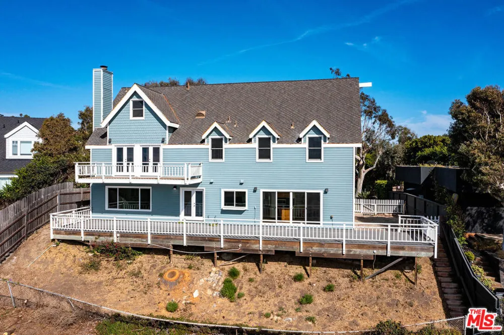 6457 Surfside Way Malibu, CA 90265