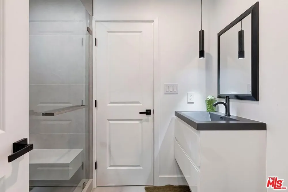 9028 Keith Avenue West Hollywood, CA 90069