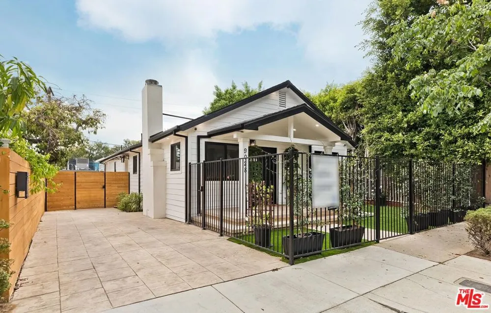 9028 Keith Avenue West Hollywood, CA 90069