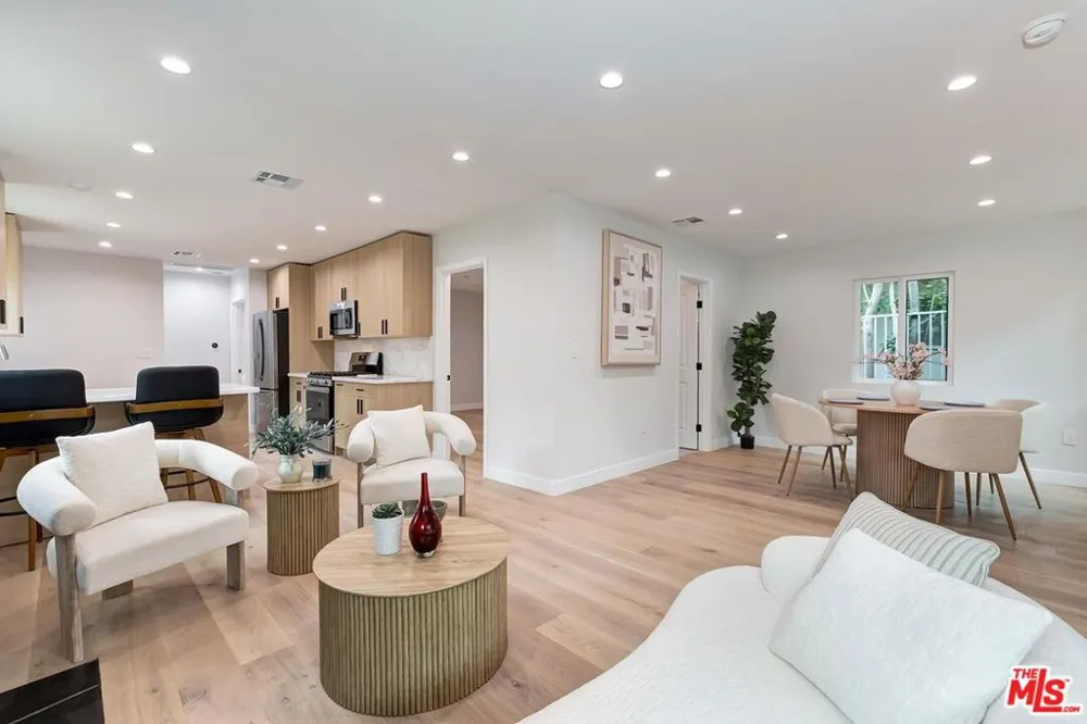 9028 Keith Avenue West Hollywood, CA 90069