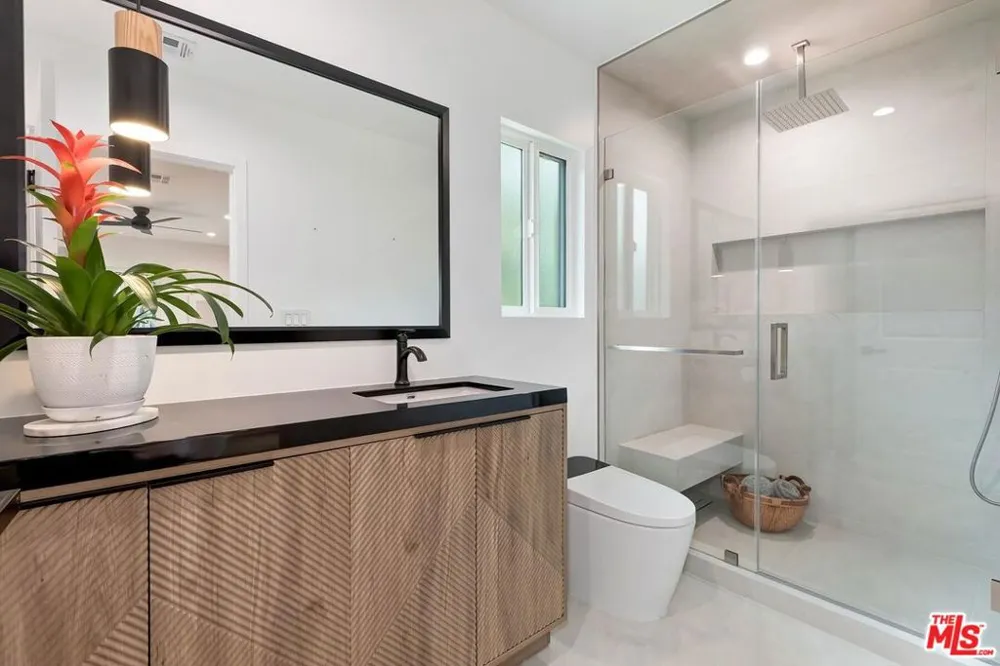 9028 Keith Avenue West Hollywood, CA 90069
