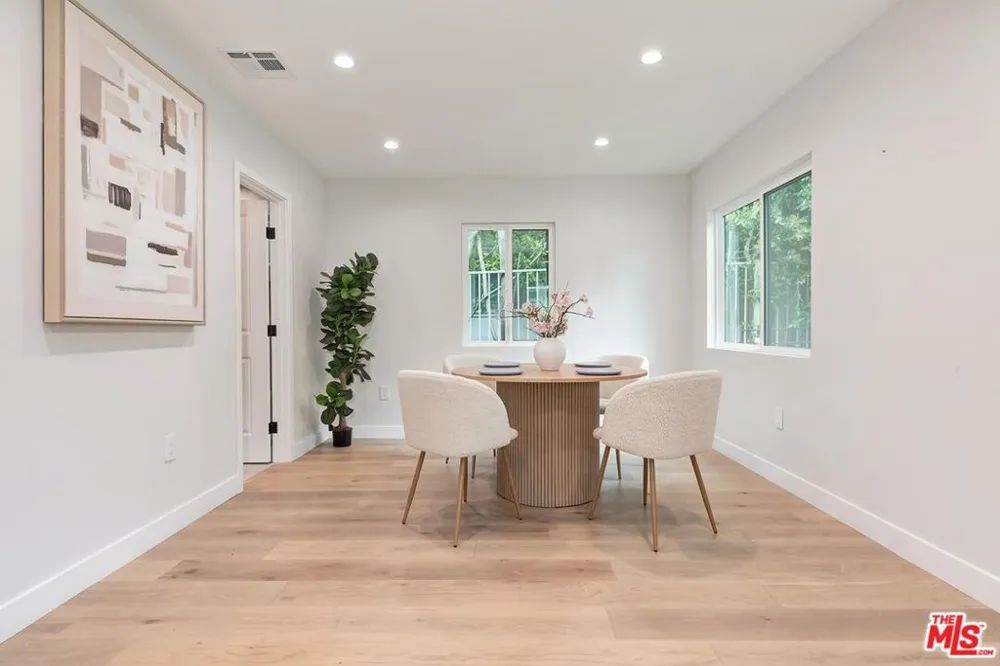 9028 Keith Avenue West Hollywood, CA 90069