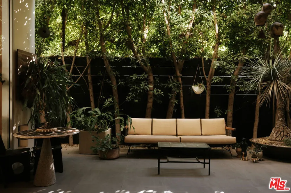 354 Westbourne Drive West Hollywood, CA 90048