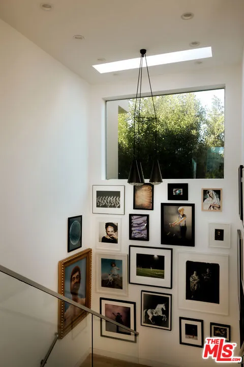 354 Westbourne Drive West Hollywood, CA 90048