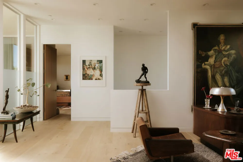 354 Westbourne Drive West Hollywood, CA 90048