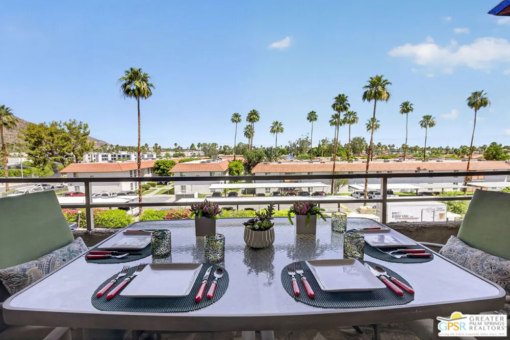 470 S Calle Encilia #B13 Palm Springs, CA 92262