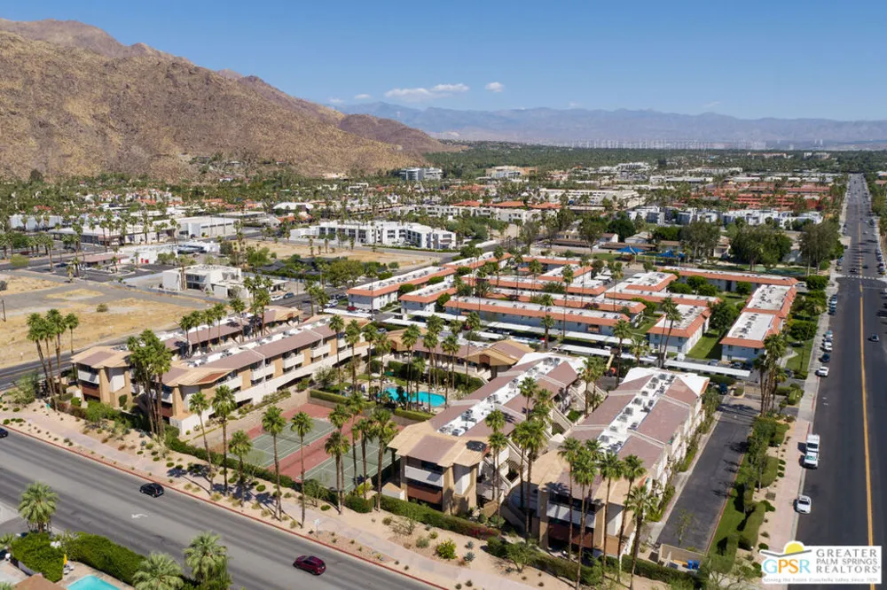 470 S Calle Encilia #B13 Palm Springs, CA 92262