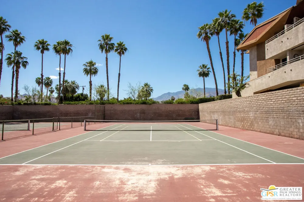 470 S Calle Encilia #B13 Palm Springs, CA 92262