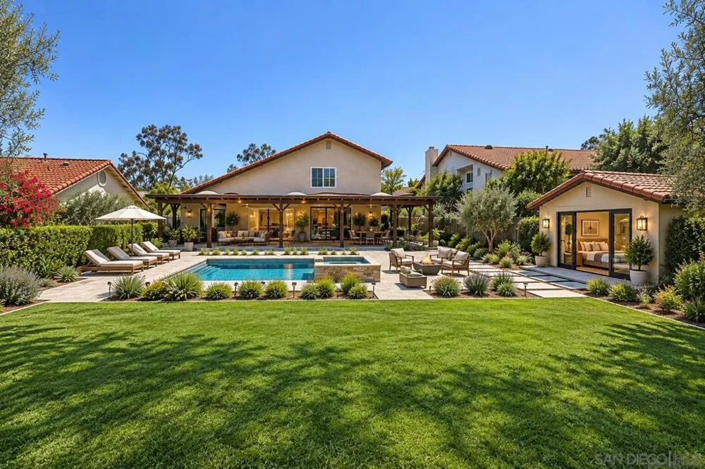 10975 Elderwood Dr San Diego, CA 92131