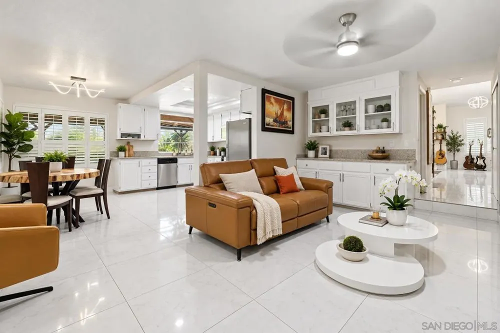 10975 Elderwood Dr San Diego, CA 92131