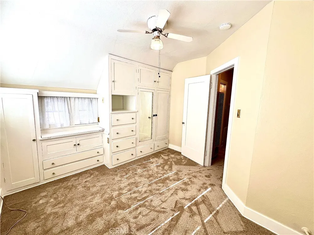 180 W 9th Street Claremont, CA 91711