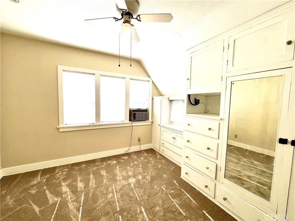 180 W 9th Street Claremont, CA 91711