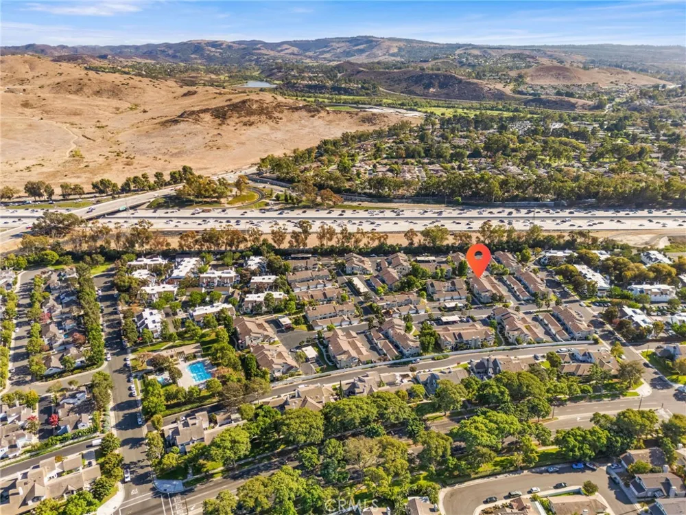 194 Greenmoor Irvine, CA 92614