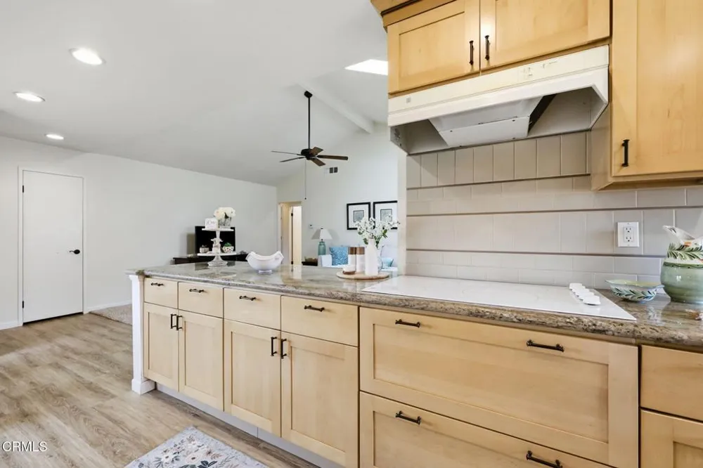42110 Village 42 Camarillo, CA 93012