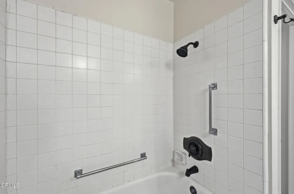 42110 Village 42 Camarillo, CA 93012