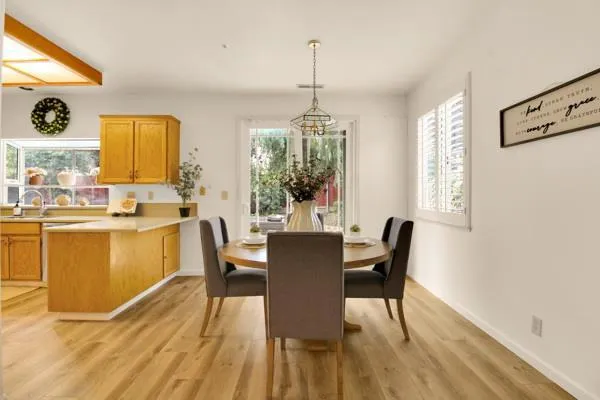 1168 Rockhaven Court Salinas, CA 93906