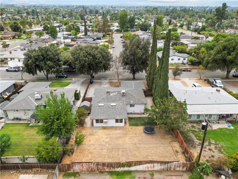 1415 Stillman Redlands, CA 92374
