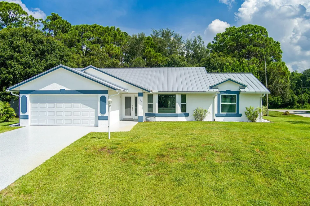 1901 SW Yellowtail Avenue Port St. Lucie, FL 34953