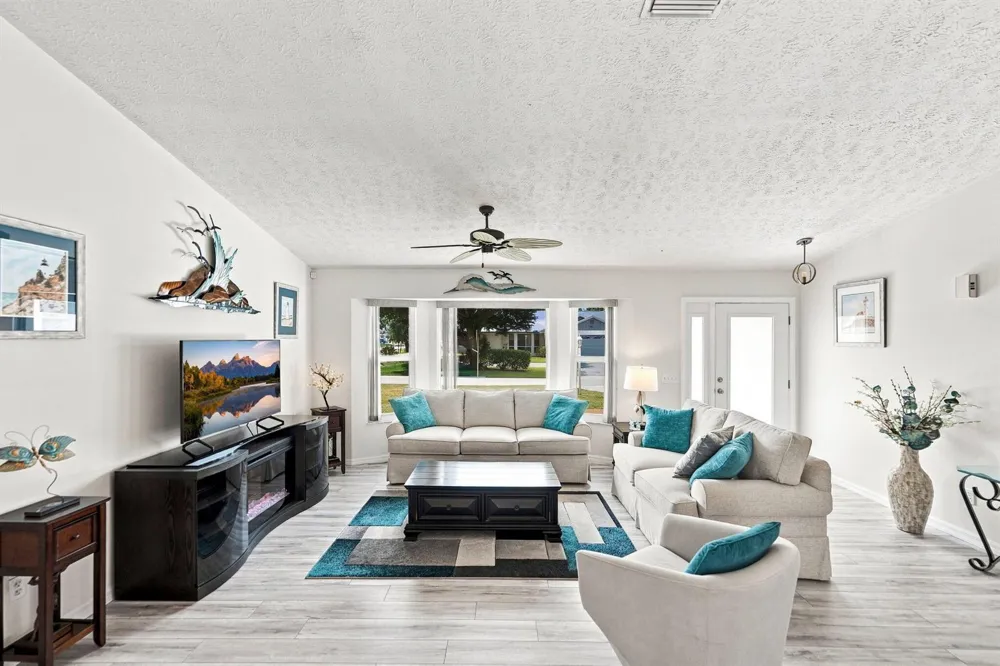 1901 SW Yellowtail Avenue Port St. Lucie, FL 34953