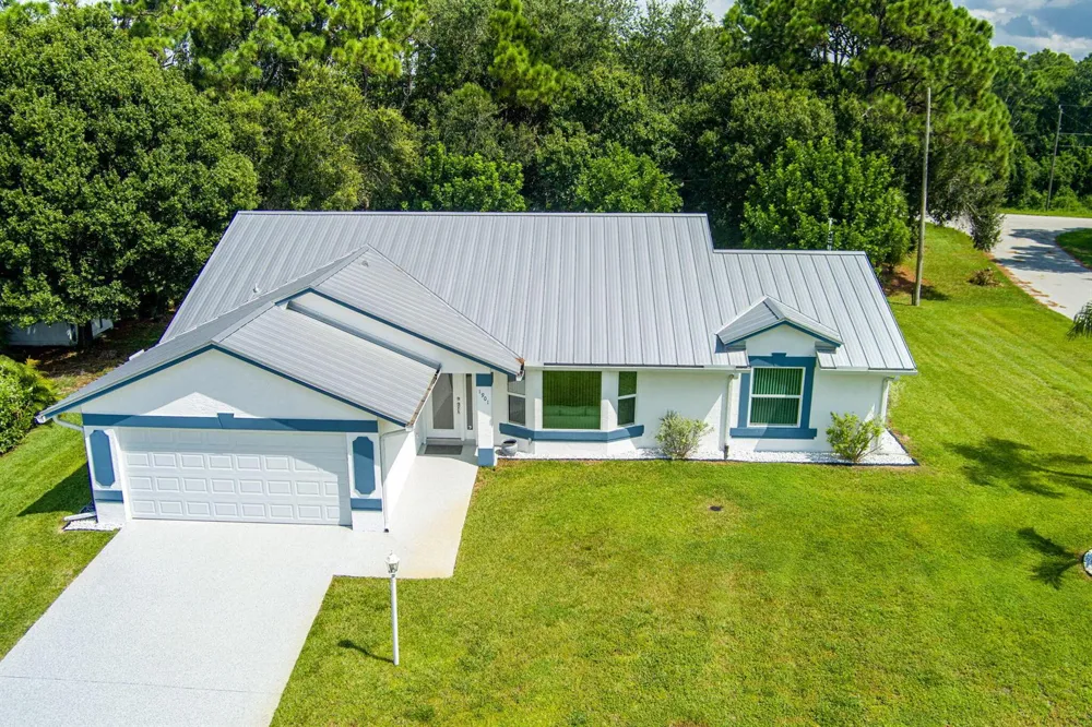 1901 SW Yellowtail Avenue Port St. Lucie, FL 34953