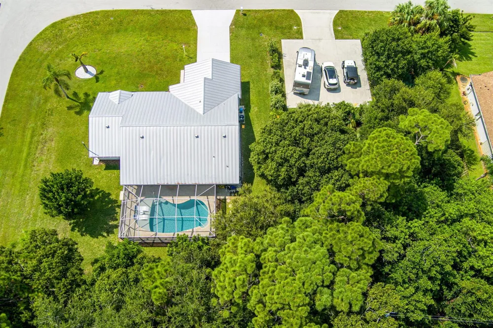 1901 SW Yellowtail Avenue Port St. Lucie, FL 34953